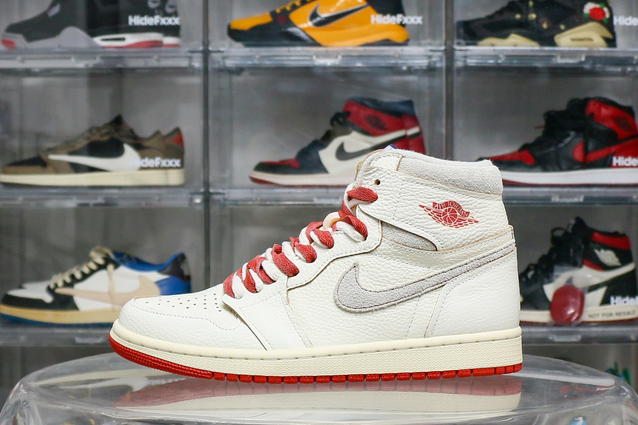 Jordan 1 Retro High Rare Air Sail Cinnabar 2025 (Women’s)