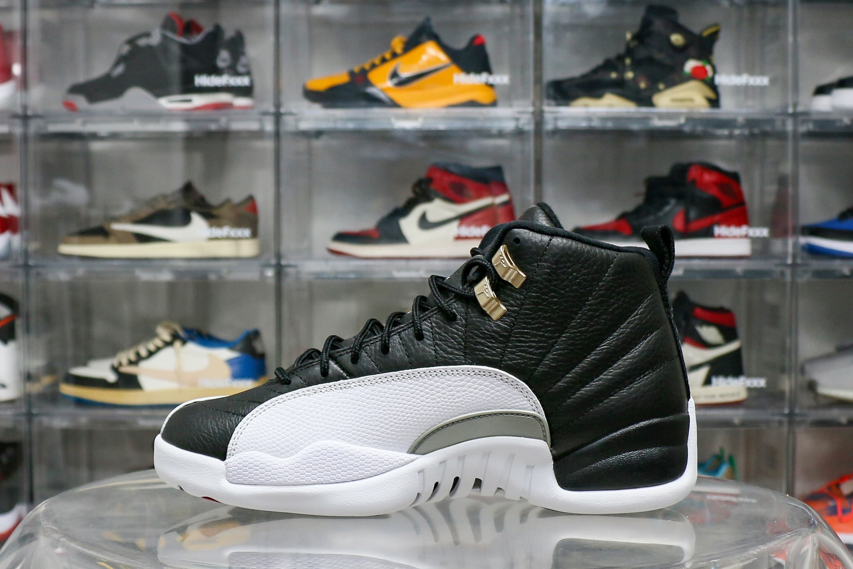 Jordan 12 Retro Playoffs 2022 (Ln5 A1)