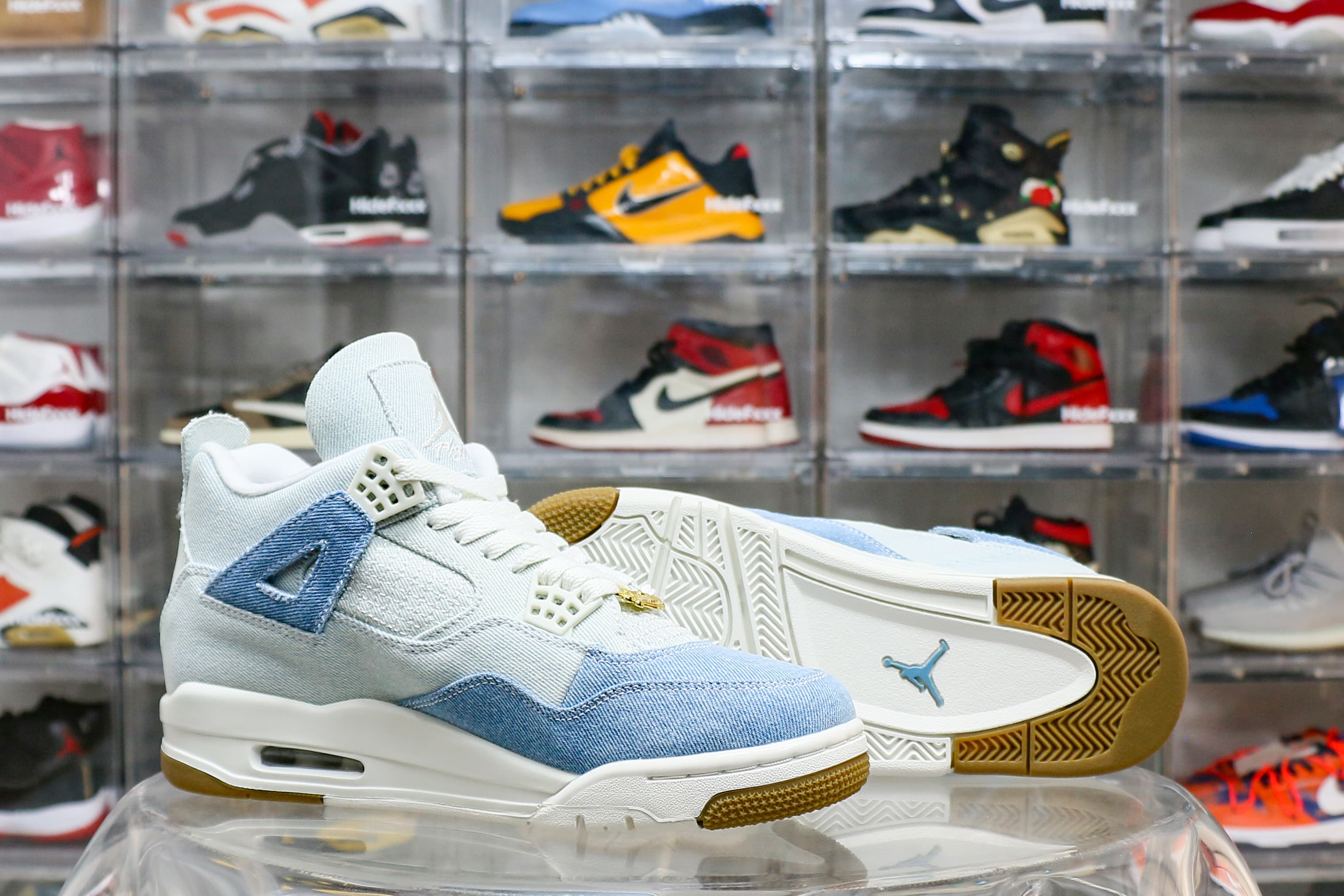 Air Jordan 4 “Denim” 2025