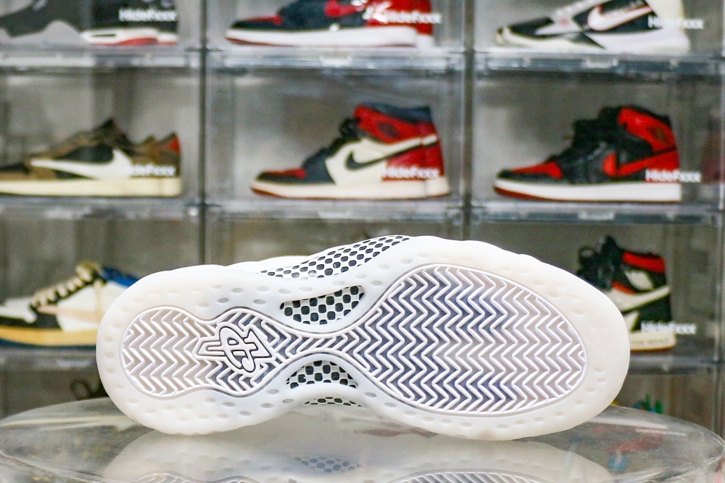 Nike Air Foamposite One Triple White