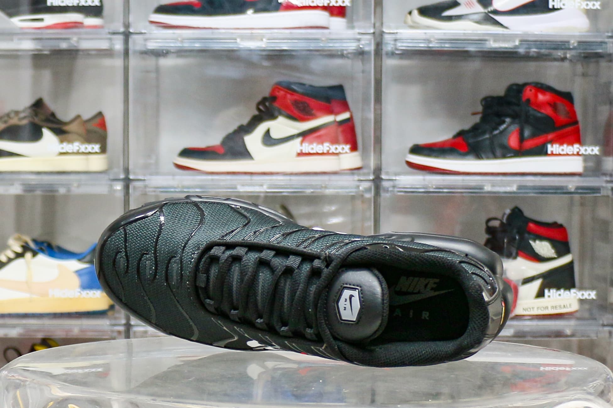 Nike Air Max Plus Multi Swoosh Black Crimson