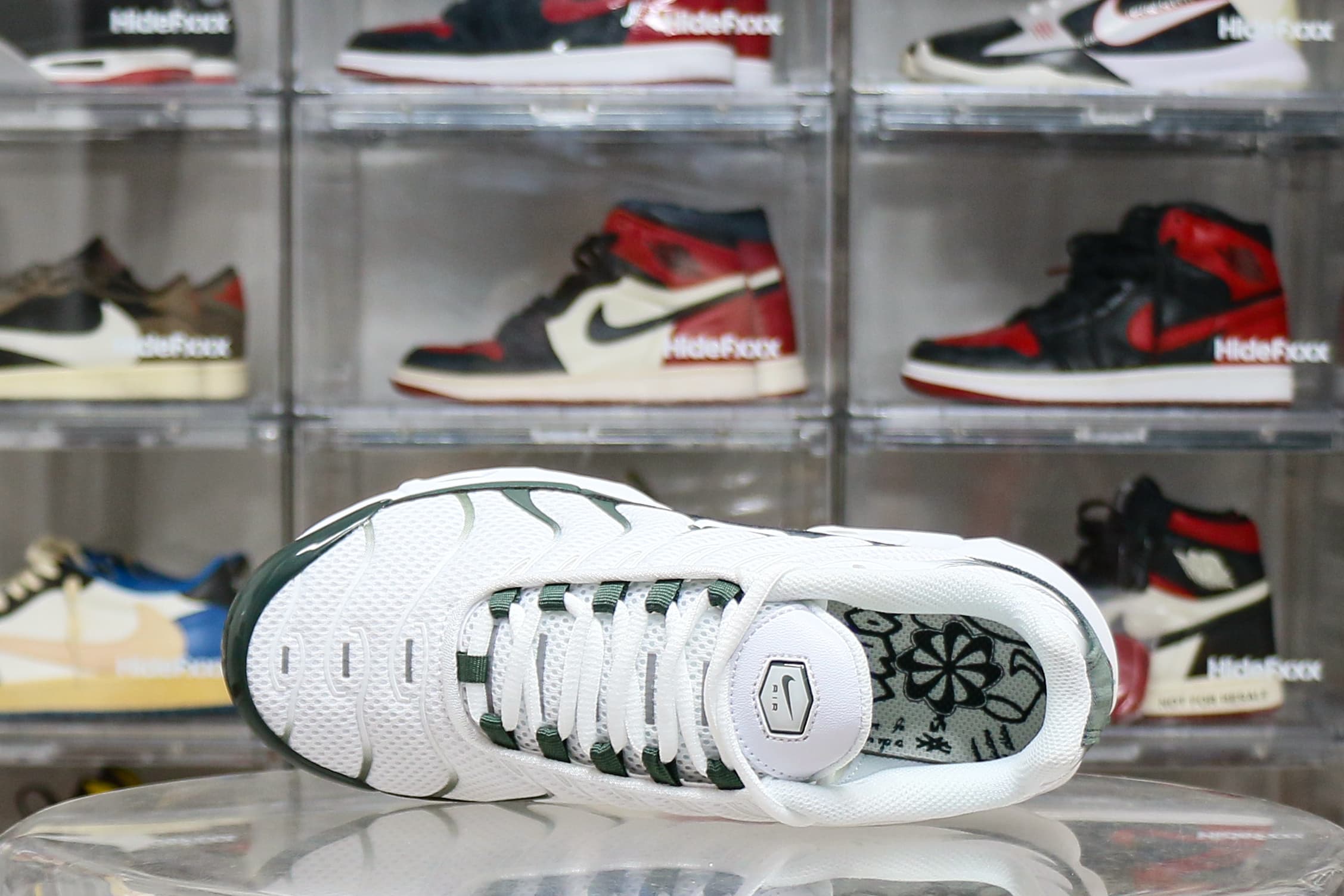 Nike Air Max Plus Premium ‘White/Vintage Green’