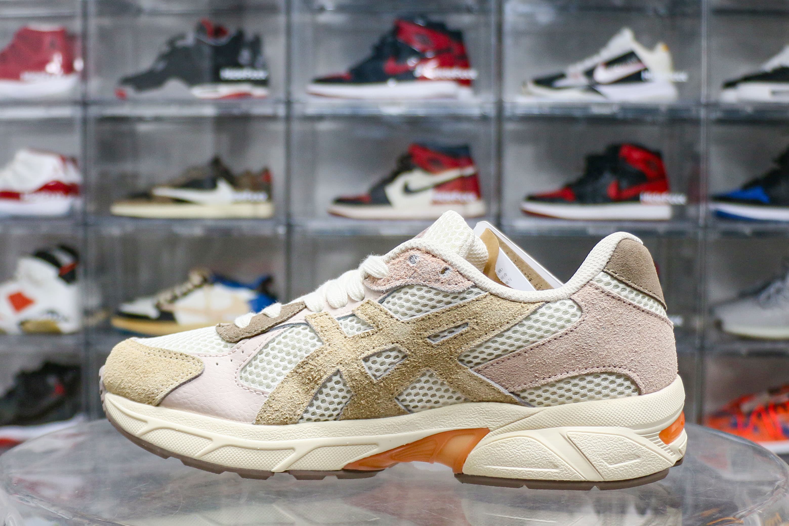 Asics Gel-1130 Birch Sand Peach